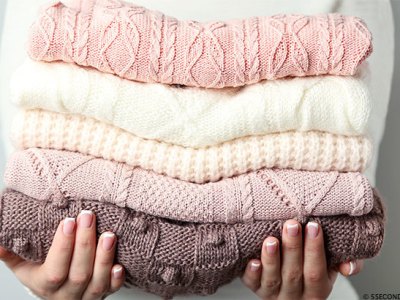 PSA: You Can Get A Cashmere Sweater For $100 Or Less At&nbsp;Nordstrom